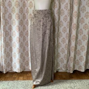 Emanuel Ungaro satiny floral maxi skirt with high side slit 10/44
